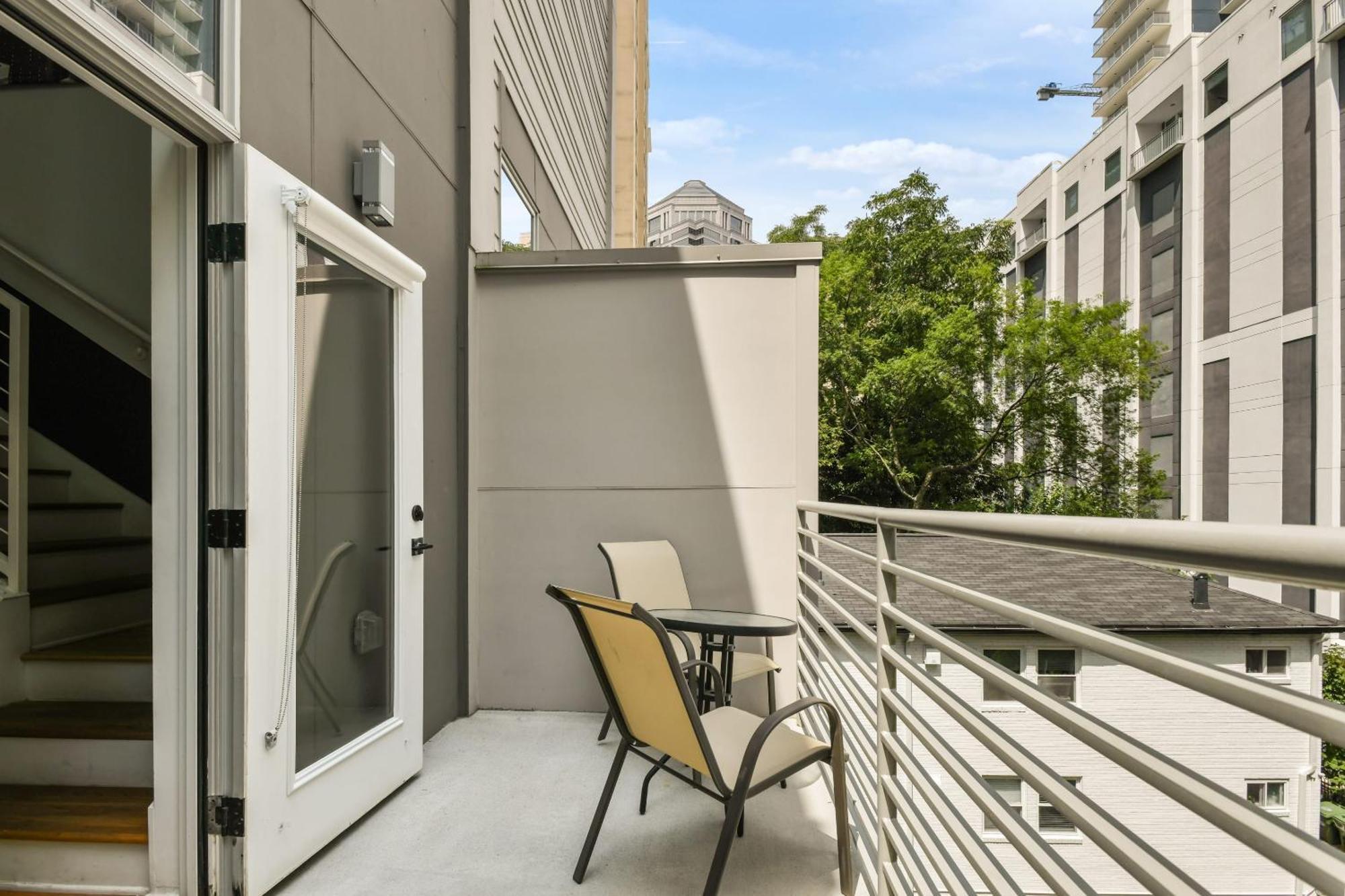 Stupendous Heart Of Piedmont Park Two Story Loft Apartment Atlanta Luaran gambar